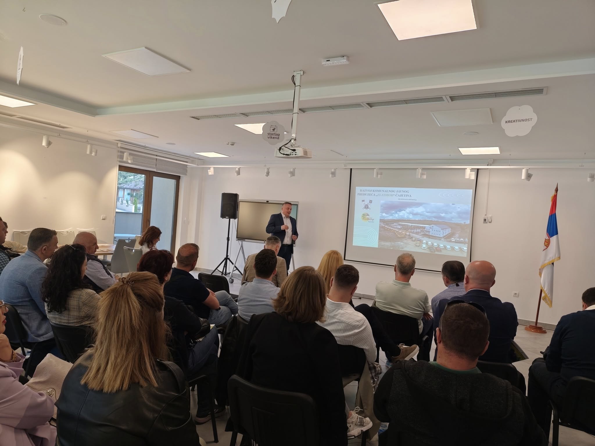 496158496_1605541220834664_8652821880844724373_n