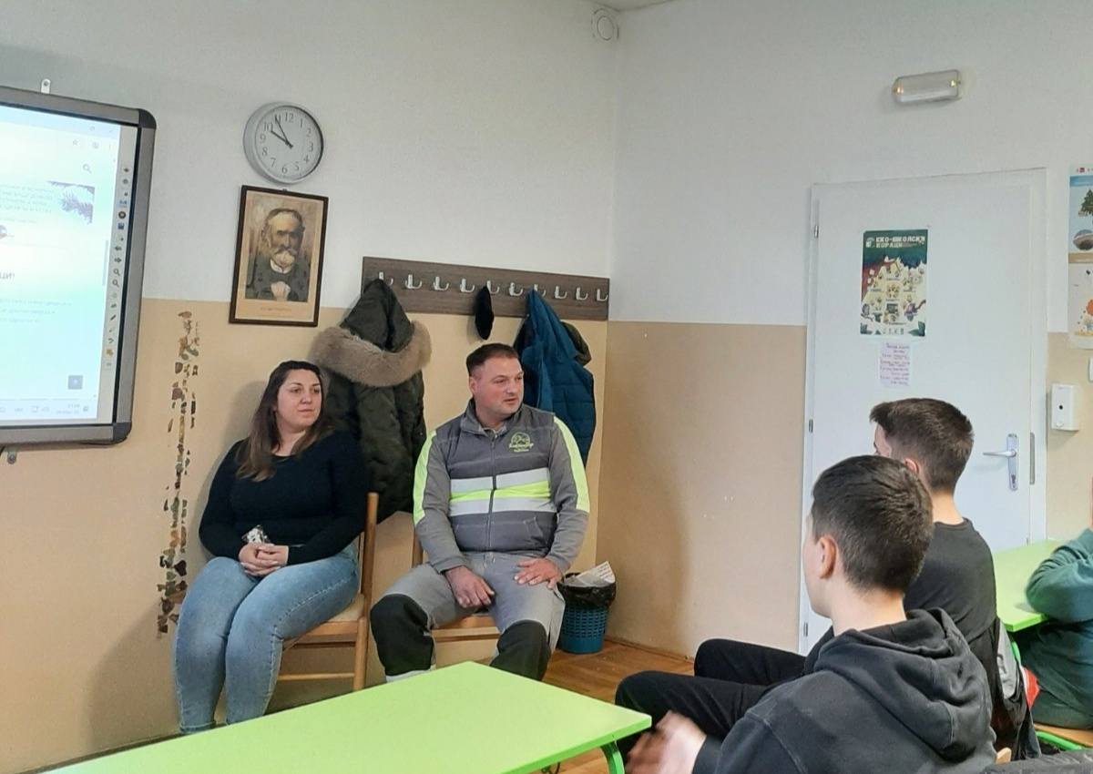 654272419_1866310061424444_2201483715128739390_n